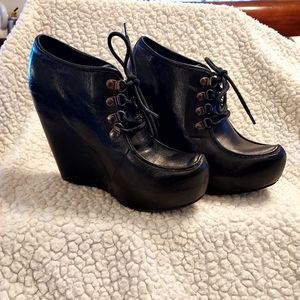 Barkers Weston Black Leather Platform Booties sz 7.5 Witchy Goth